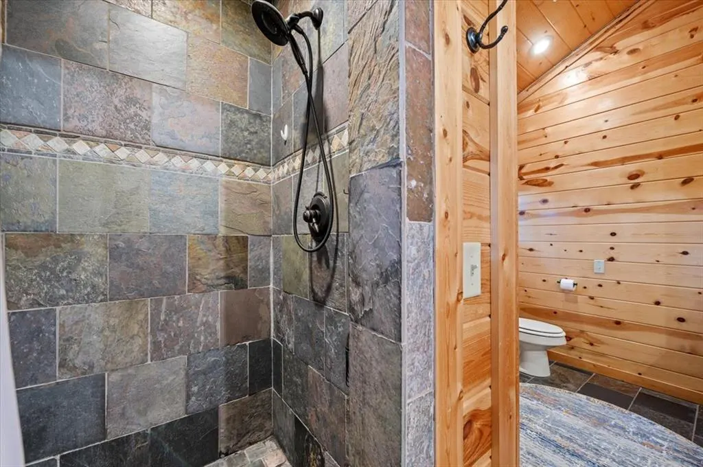 Photo 13 — 134 Willow Bend Road, Broken Bow, OK 74728