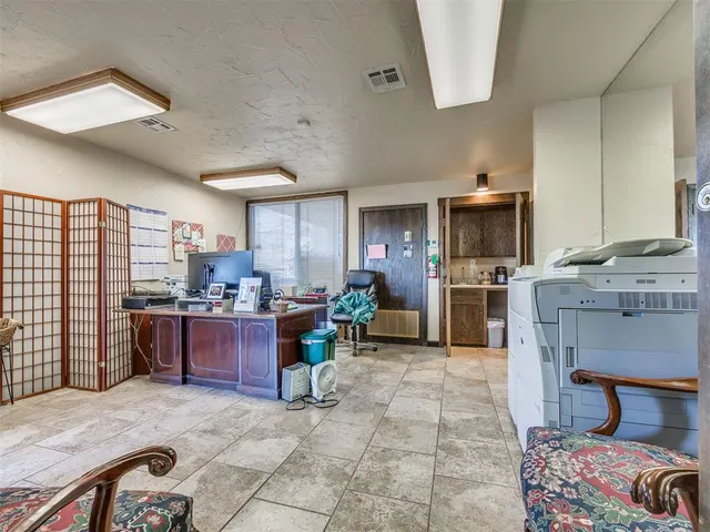 Photo 3 — 6400 N Santa Fe Avenue B & C, Oklahoma City, OK 73116