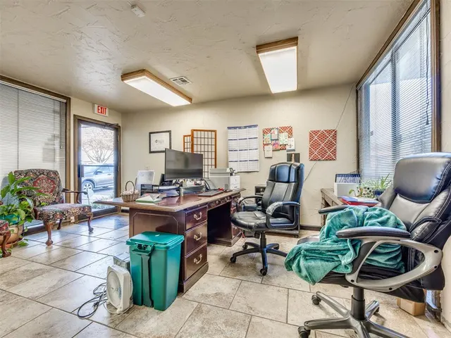 Photo 6 — 6400 N Santa Fe Avenue B & C, Oklahoma City, OK 73116
