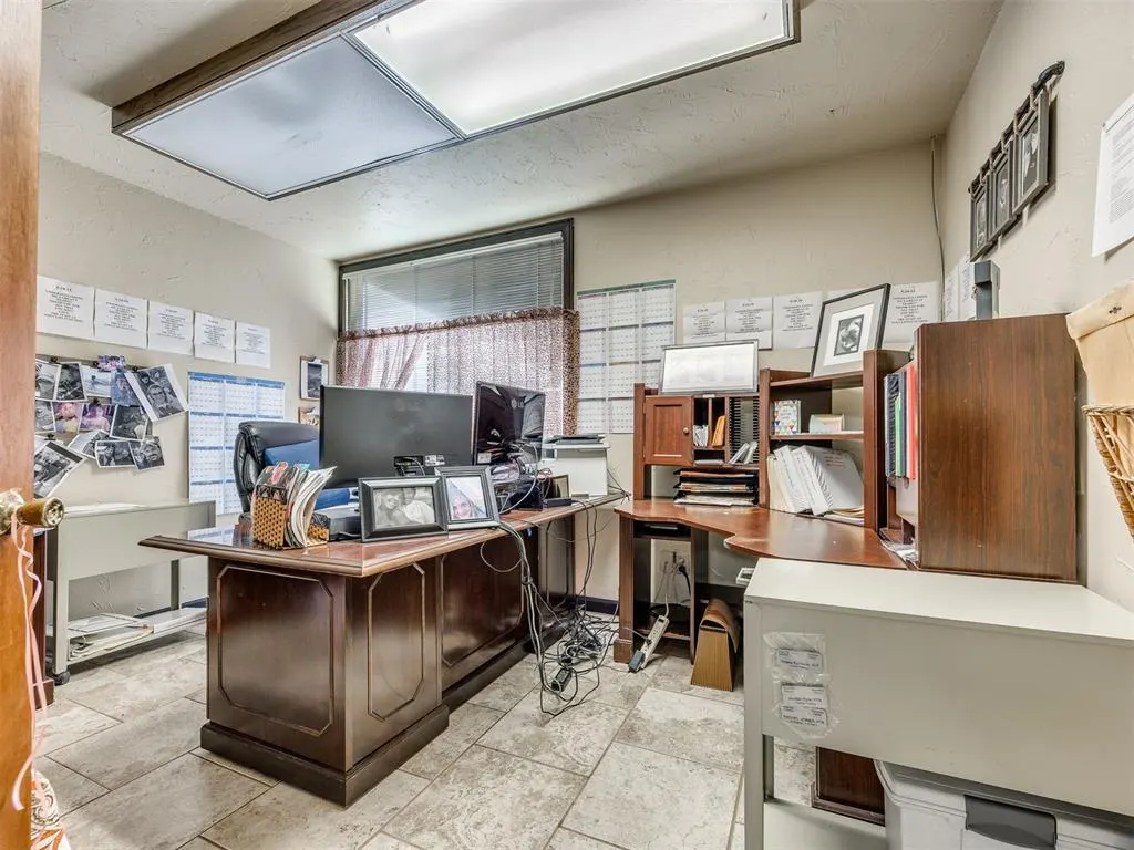 Photo 24 — 6400 N Santa Fe Avenue B & C, Oklahoma City, OK 73116