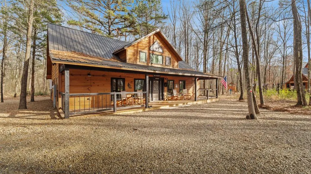 Photo 2 — 136 Preserve Way, Broken Bow, OK 74728