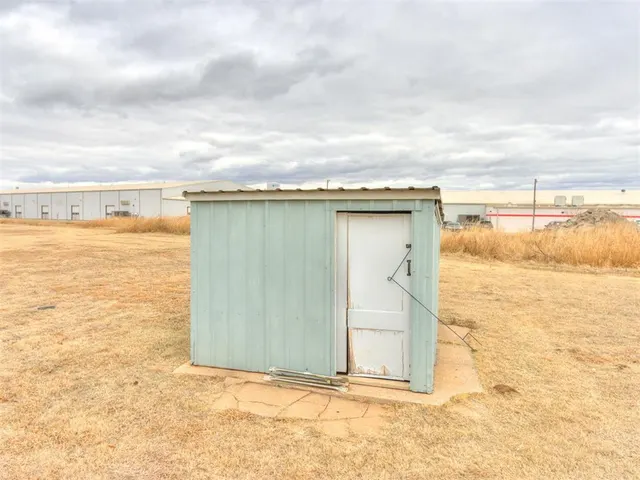 Photo 8 — 95 W Railroad Avenue, Okarche, OK 73762