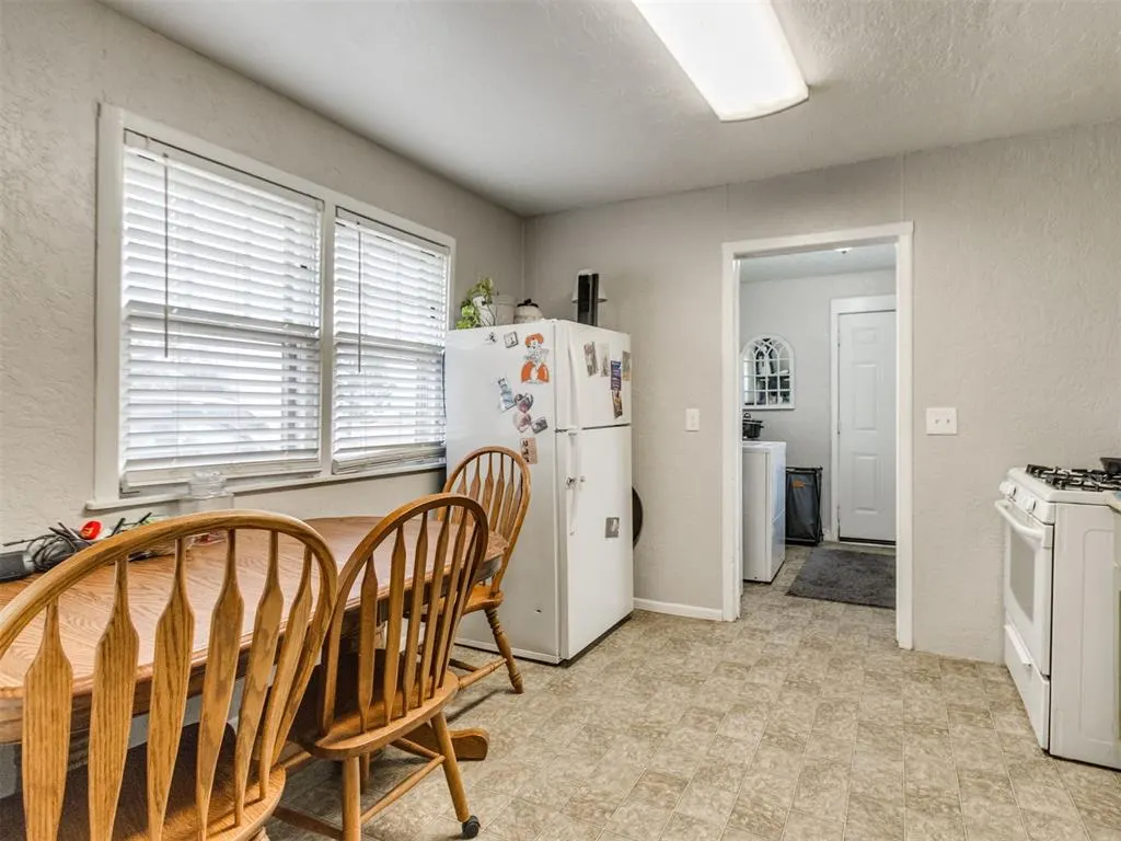 Photo 21 — 95 W Railroad Avenue, Okarche, OK 73762