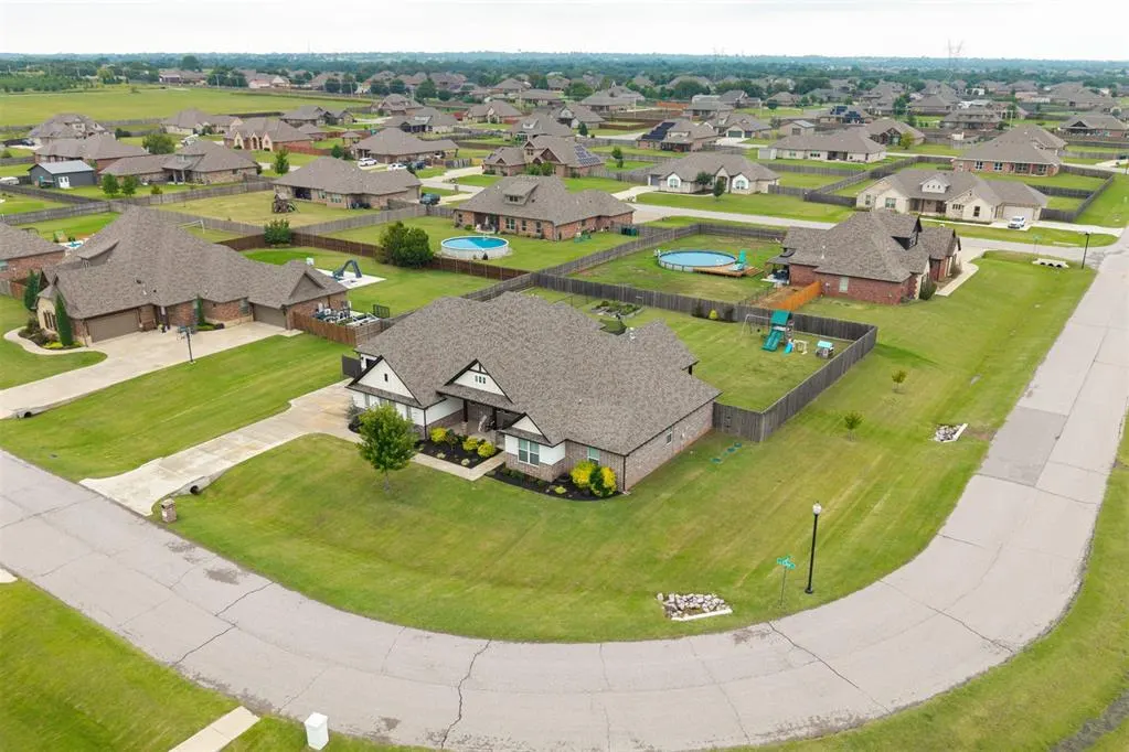 Photo 9 — 7109 SW 122nd Street, Oklahoma City, OK 73173