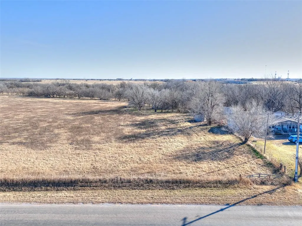 Front exterior — S Alfadale Roads, El Reno, OK 73036