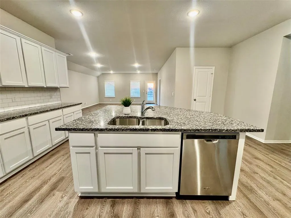 Photo 8 — 11424 S 282nd East Avenue, Coweta, OK 74429