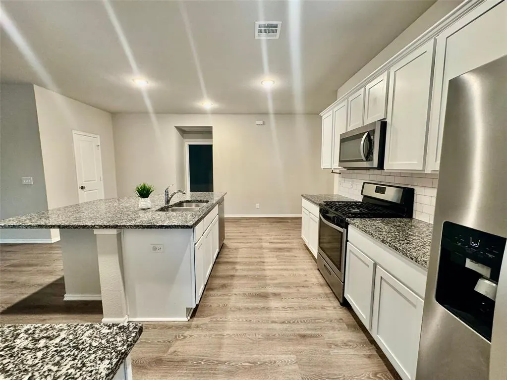 Photo 9 — 11424 S 282nd East Avenue, Coweta, OK 74429