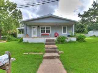 Sold home at 201 S Dixon Avenue