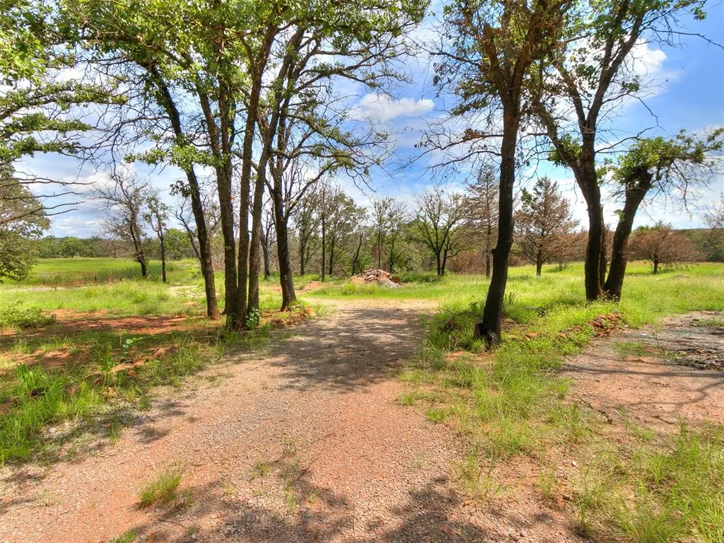 Photo 8 — 14601 E Seward Road, Meridian, OK 73058