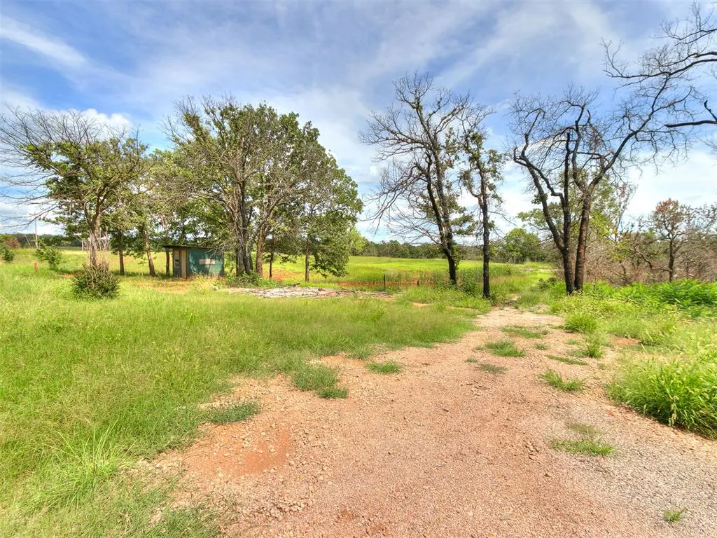 Photo 9 — 14601 E Seward Road, Meridian, OK 73058