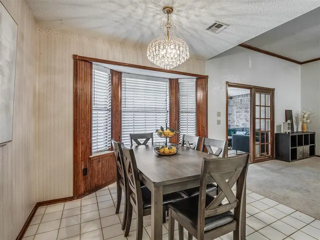 Photo 8 — 13000 Willowcrest Lane, Oklahoma City, OK 73170