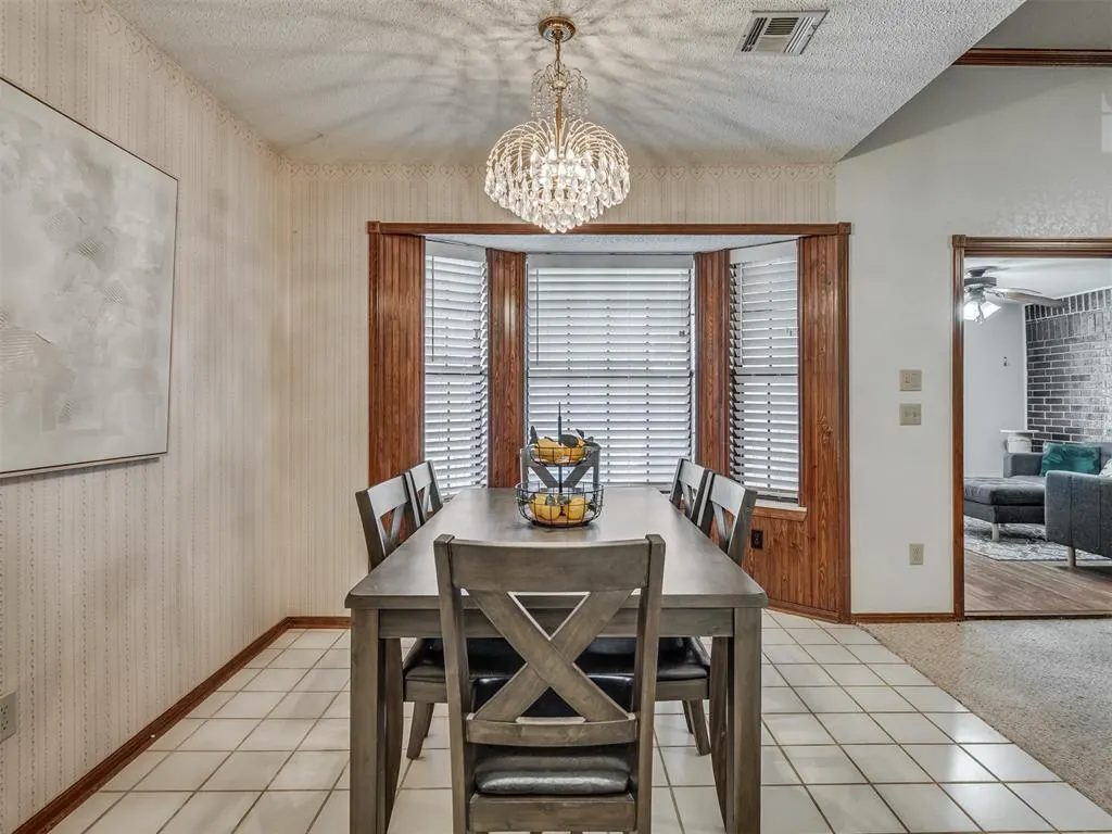 Photo 14 — 13000 Willowcrest Lane, Oklahoma City, OK 73170