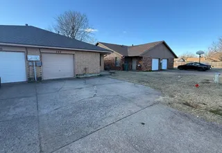 Sold home at 242 Barrett Place