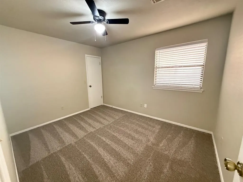 Photo 12 — 242 Barrett Place, Edmond, OK 73003