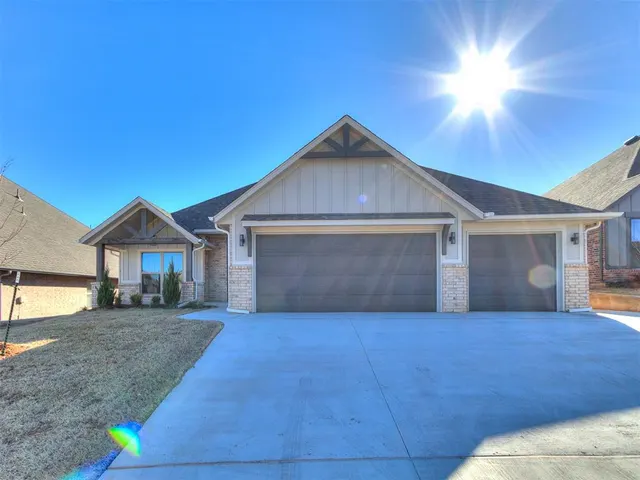 Front exterior — 9216 SW 44th Terrace, Oklahoma City, OK 73179