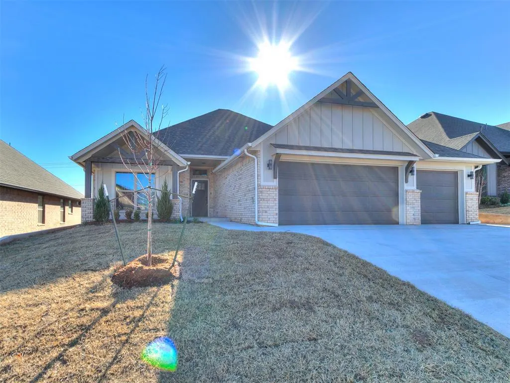 Photo 11 — 9216 SW 44th Terrace, Oklahoma City, OK 73179