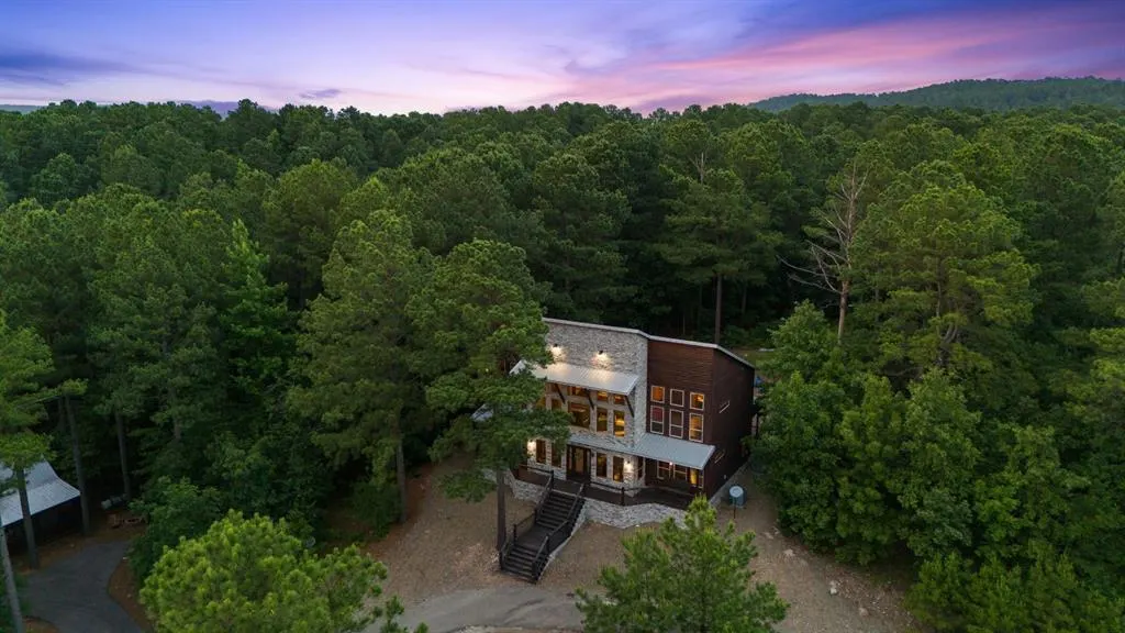 Photo 4 — 229 Sweet Gum Trail, Broken Bow, OK 74728
