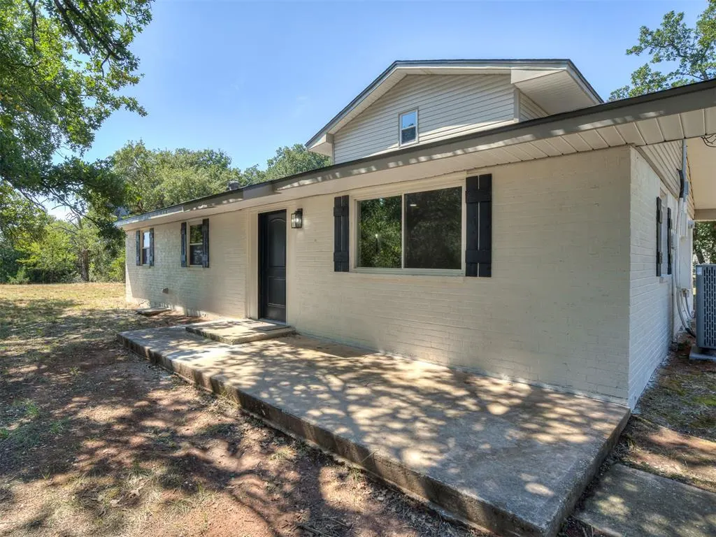 Photo 6 — 2448 County Street 2985 Street, Blanchard, OK 73010