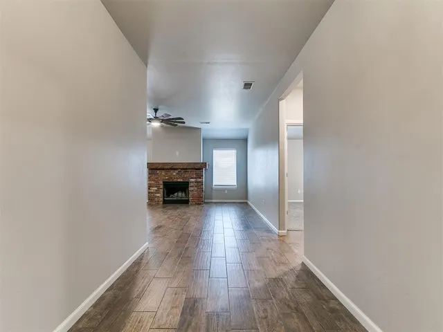 Photo 5 — 9600 Country Side Lane, Guthrie, OK 73044