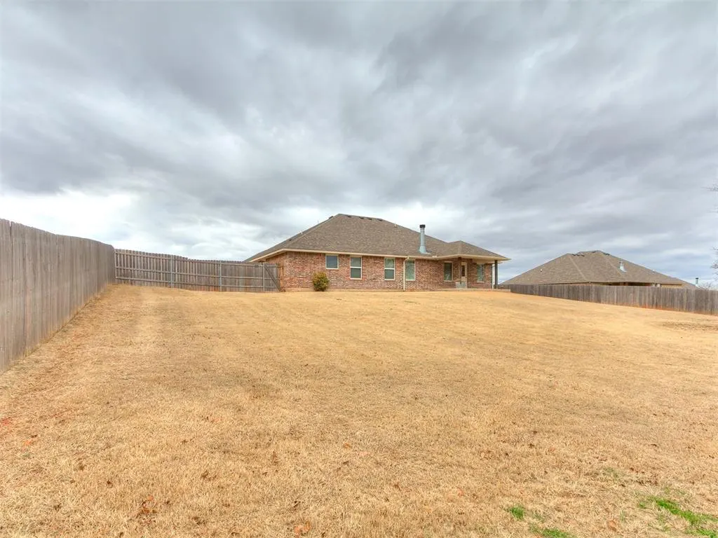Photo 37 — 9600 Country Side Lane, Guthrie, OK 73044