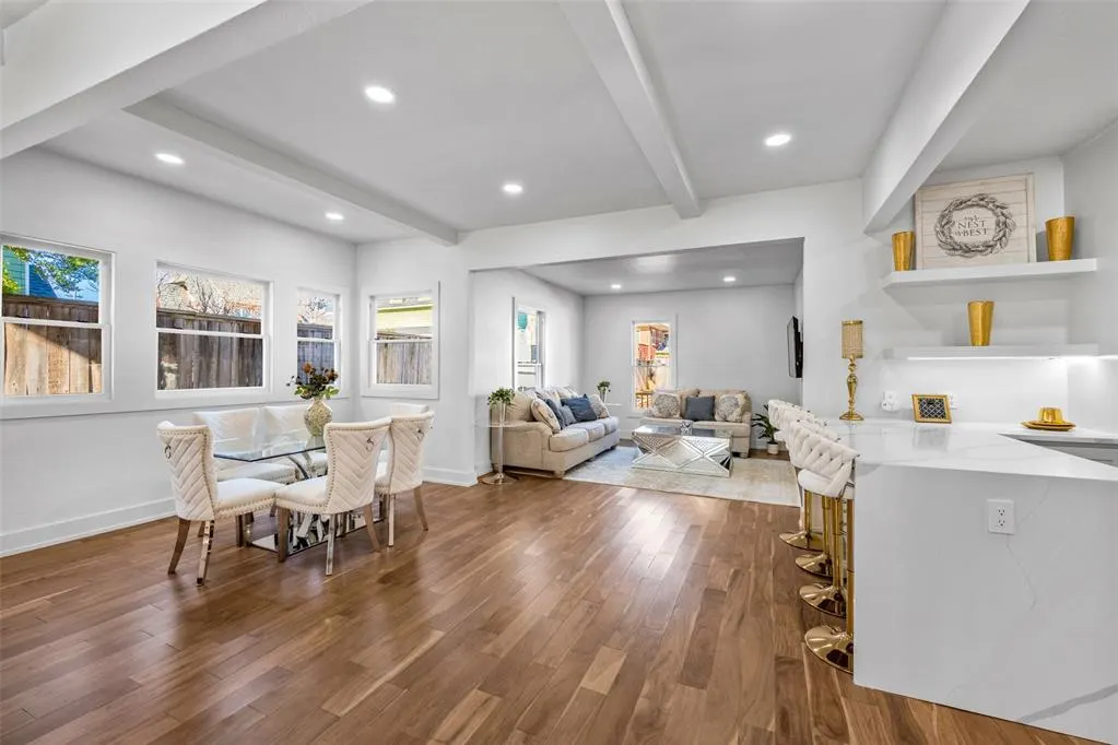 Photo 8 — 215 NW 16th Street, Oklahoma City, OK 73103