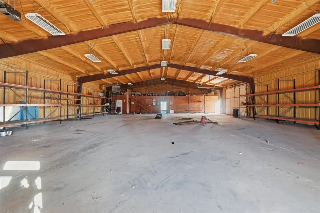 Photo 15 — 12292 Highway 30, Erick, OK 73645