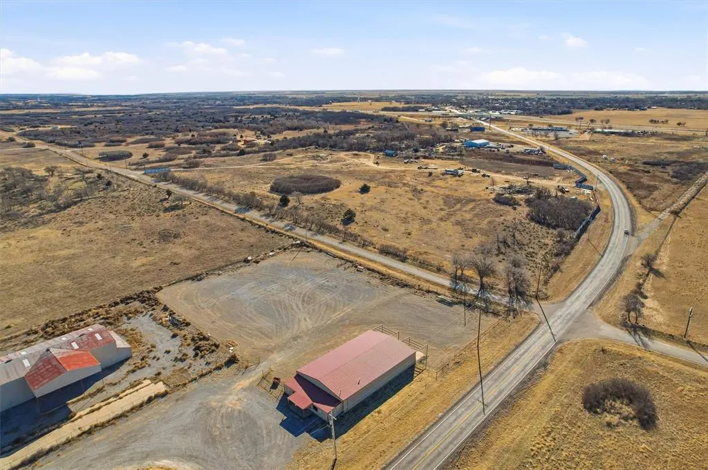 Photo 24 — 12292 Highway 30, Erick, OK 73645