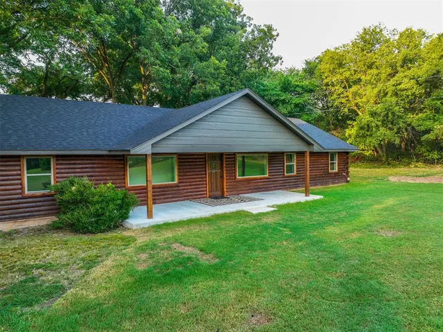 Photo 2 — 29404 150th Street, Wayne, OK 73095