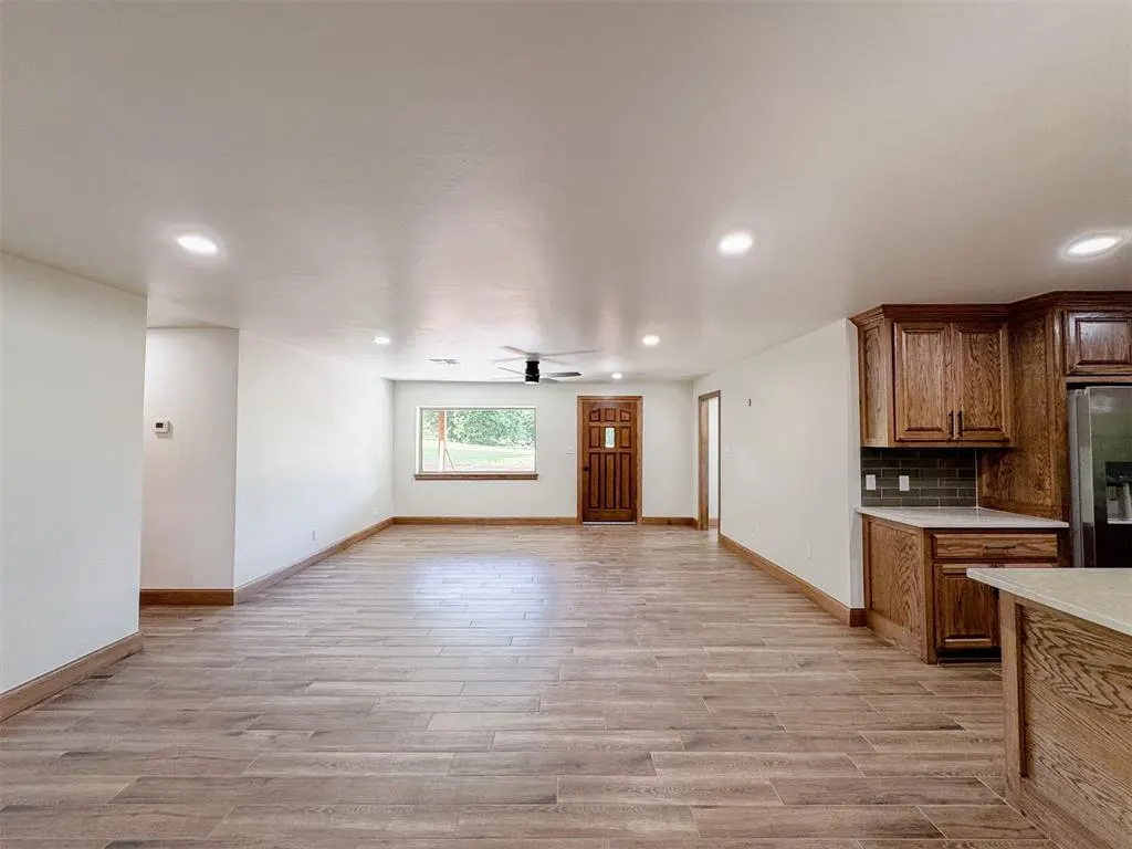 Photo 4 — 29404 150th Street, Wayne, OK 73095