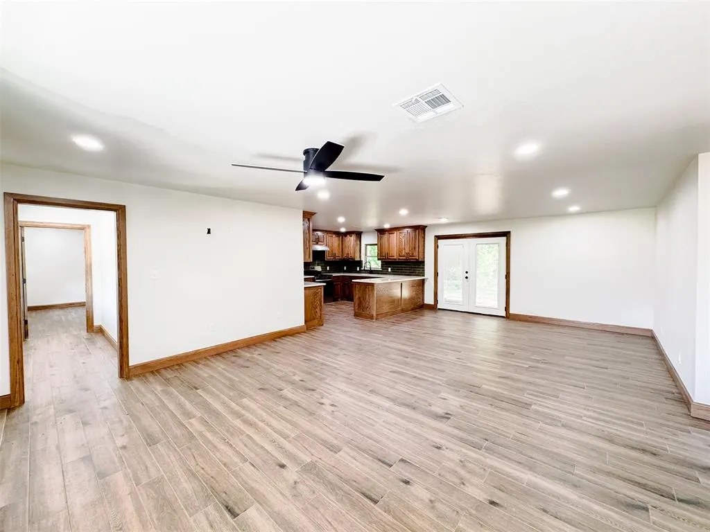 Photo 13 — 29404 150th Street, Wayne, OK 73095