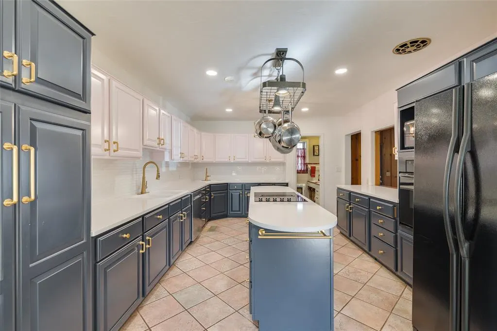 Photo 10 — 1901 NW 33rd Street, Oklahoma City, OK 73118