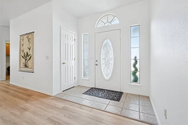 Photo 2 — 2501 Libra Lane, Shawnee, OK 74804