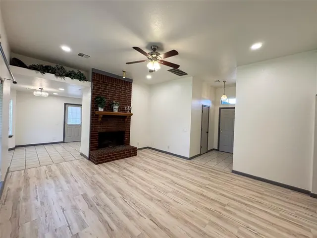 Photo 4 — 1102 Dustin Drive, Edmond, OK 73003