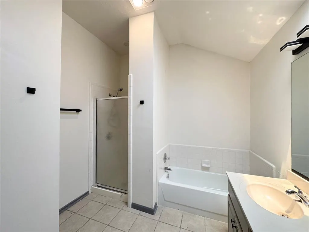Photo 18 — 1102 Dustin Drive, Edmond, OK 73003