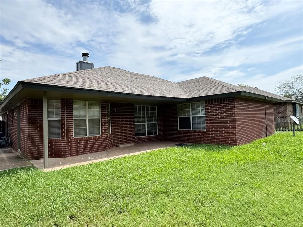 Photo 27 — 1102 Dustin Drive, Edmond, OK 73003