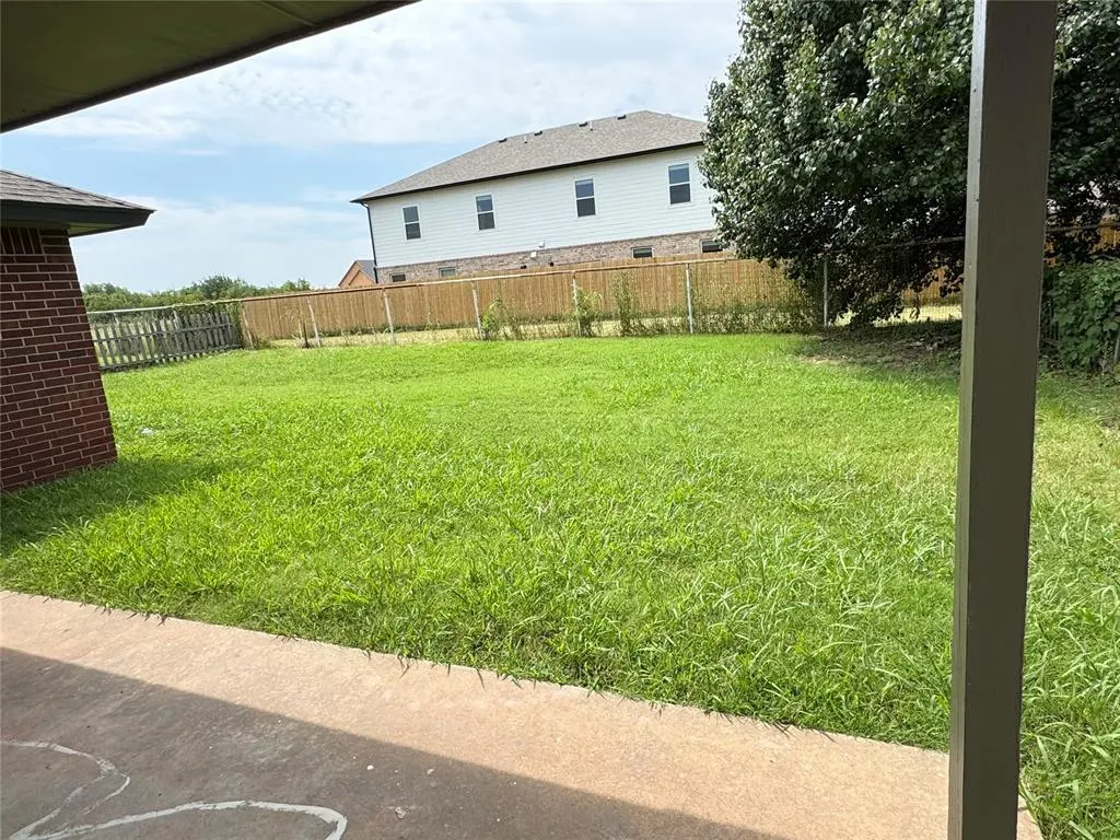 Photo 28 — 1102 Dustin Drive, Edmond, OK 73003