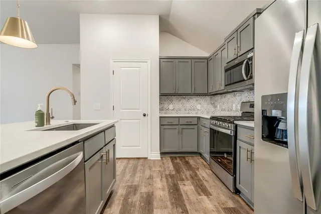 Photo 2 — 299 Megan Court, Blanchard, OK 73010