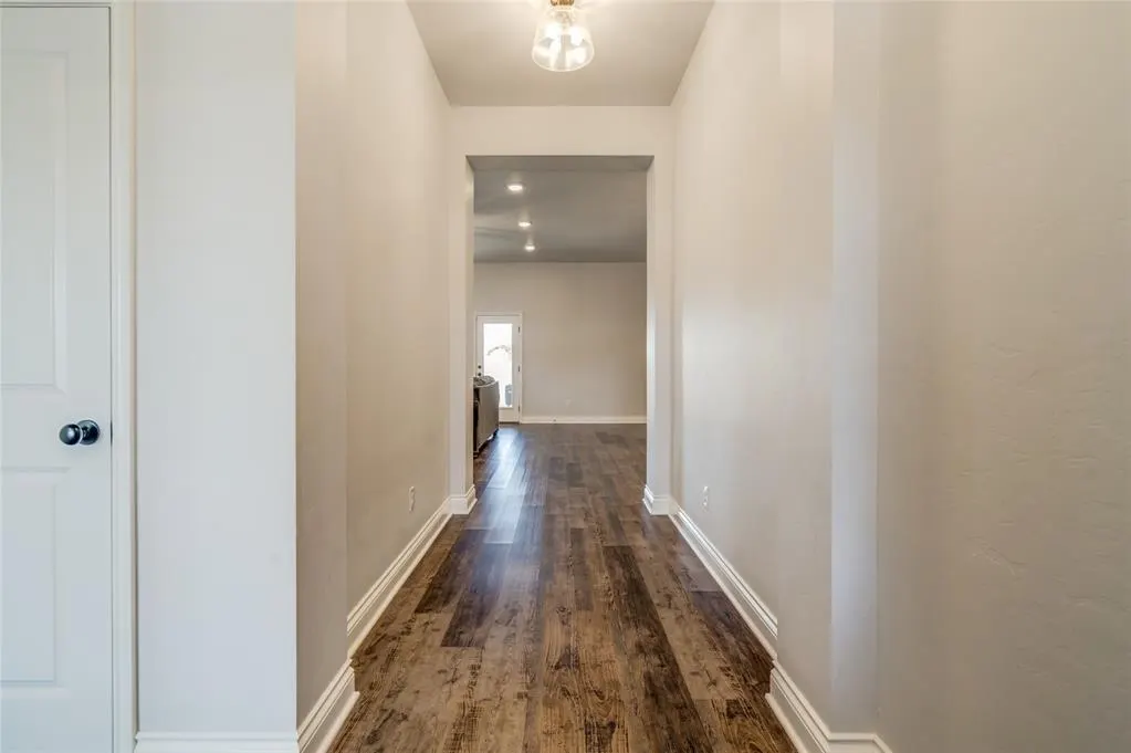 Photo 10 — 299 Megan Court, Blanchard, OK 73010