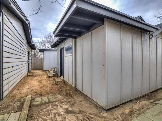 Photo 5 — 2000 NW 15th Street, Oklahoma City, OK 73106