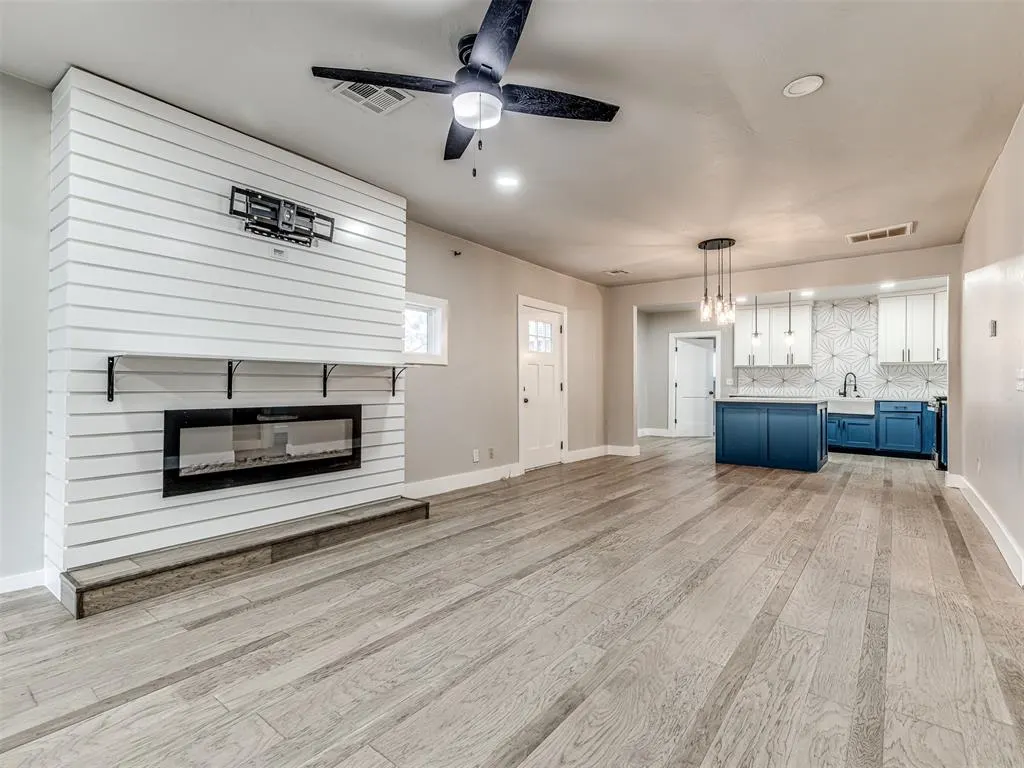 Photo 13 — 2000 NW 15th Street, Oklahoma City, OK 73106