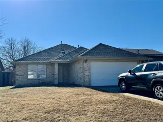 Sold home at 724 NW 115th Street Street