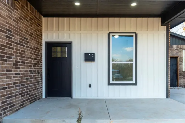 Photo 8 — 2025 NE 15th Street, Oklahoma City, OK 73117