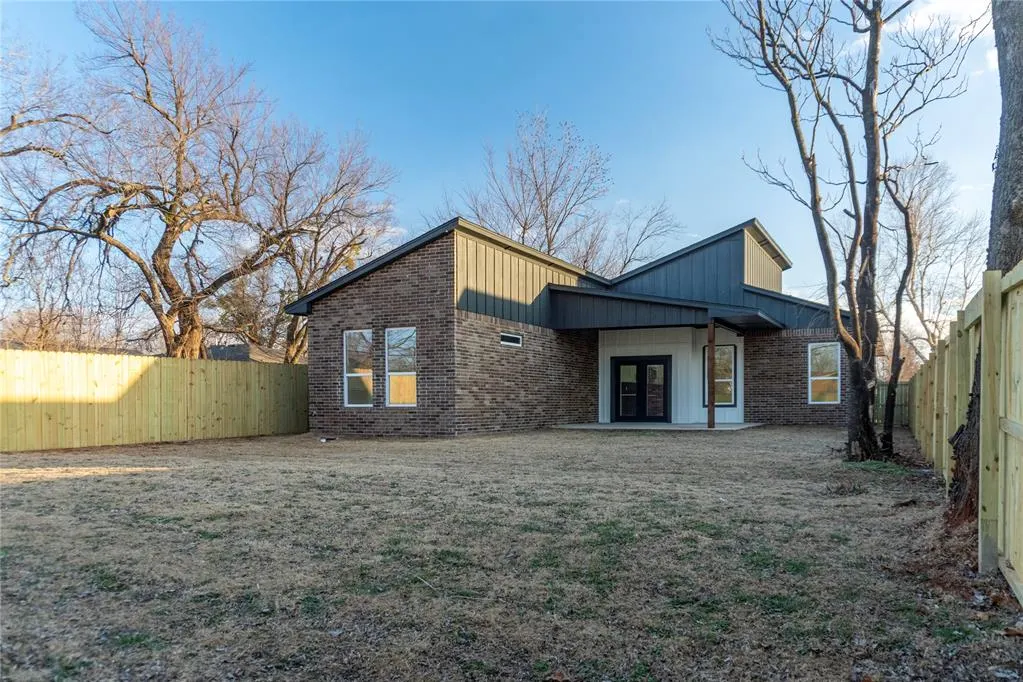 Photo 18 — 2025 NE 15th Street, Oklahoma City, OK 73117