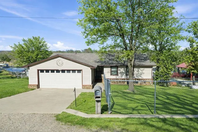 Photo 3 — 429833 E 1156 Road, Porum, OK 74455