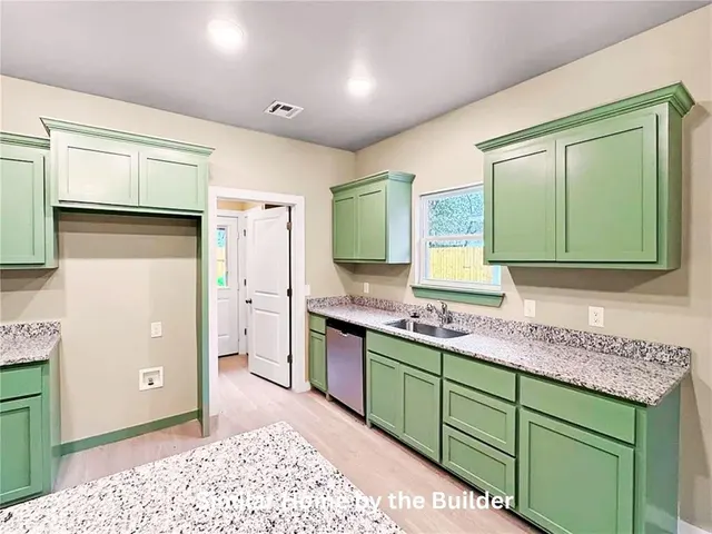 Photo 4 — 1020 W Hayes, El Reno, OK 73036
