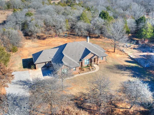 Front exterior — 1415 Southern Shores Drive, Norman, OK 73026