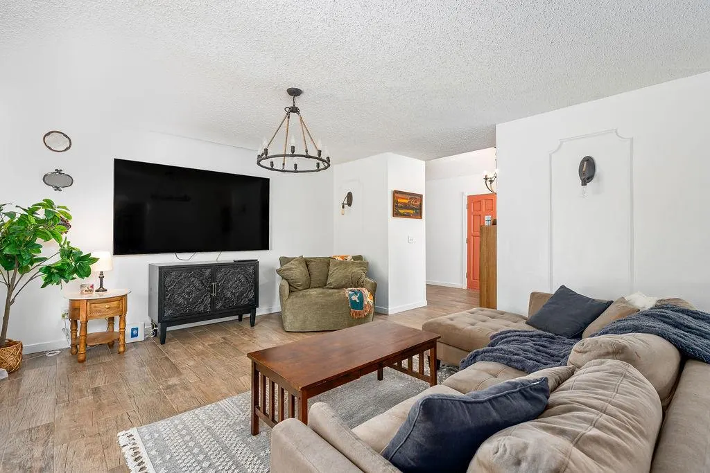 Photo 7 — 13416 Pinehurst Road, Oklahoma City, OK 73120
