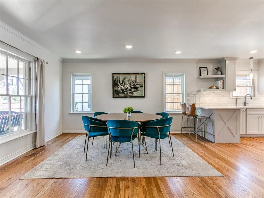 Photo 8 — 1710 Windsor Place, Nichols Hills, OK 73116