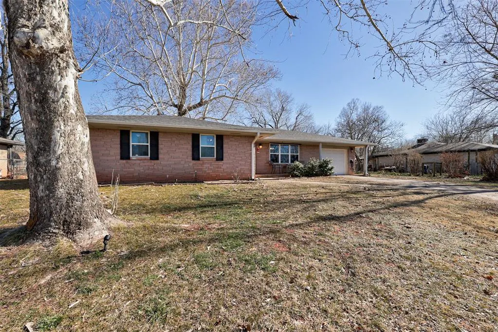 Photo 2 — 214 S Flynn Avenue, Chandler, OK 74834