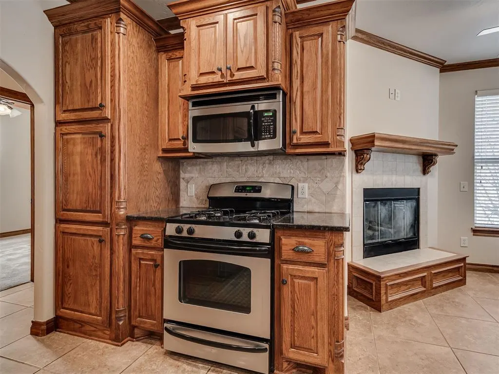 Photo 13 — 10585 NE 4th Street, Midwest City, OK 73130